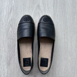 •| TORY BURCH LEATHER ESPADRILLES |•
